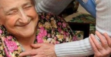 Соцработник для пенсионера после 80 лет